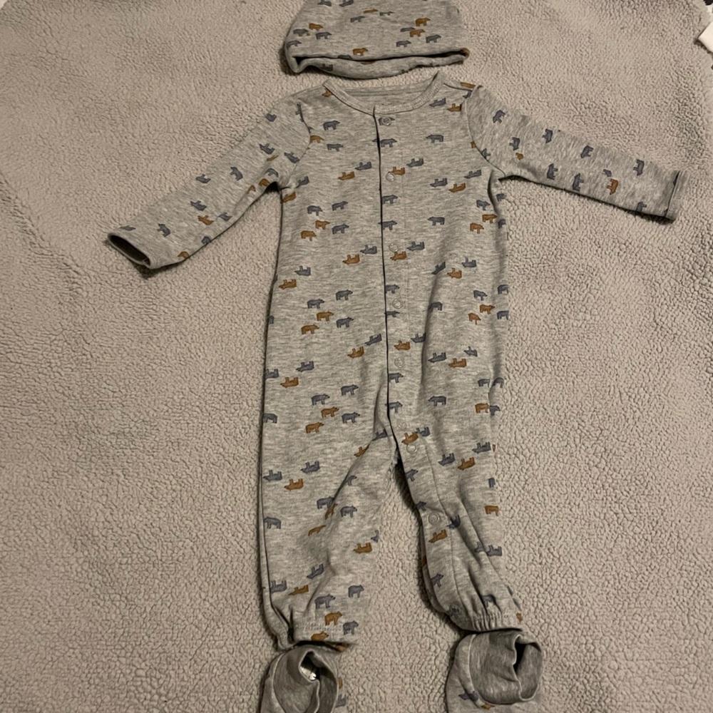 CARTERS MATCHING SET !!!!